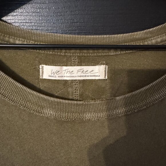 NWOT Free People Long Sleeve T Shirt Army Green Lightweight Small - Picture 2 of 4